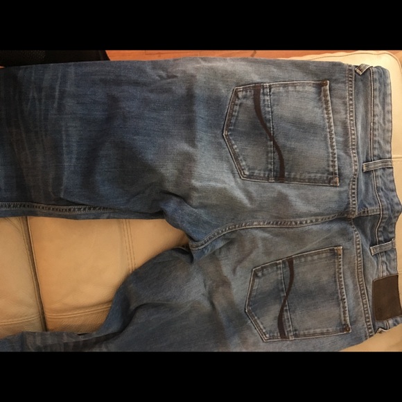 JEANS - Picture 3 of 5